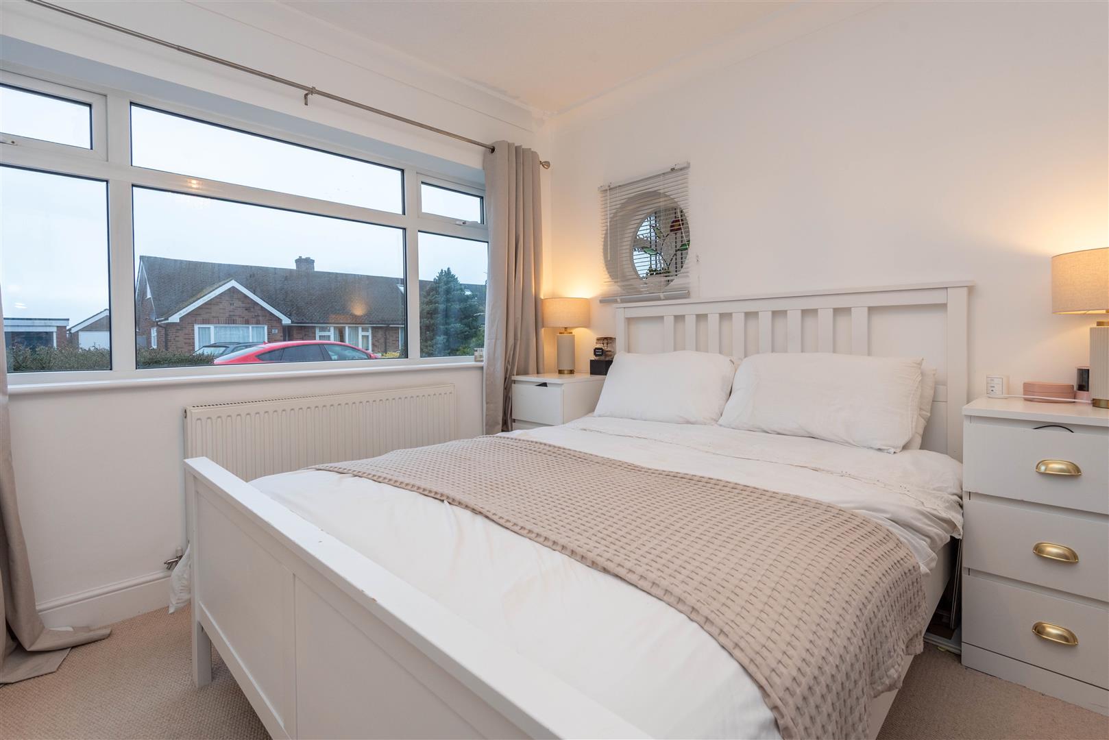 4 bed property in Fensway, Preston